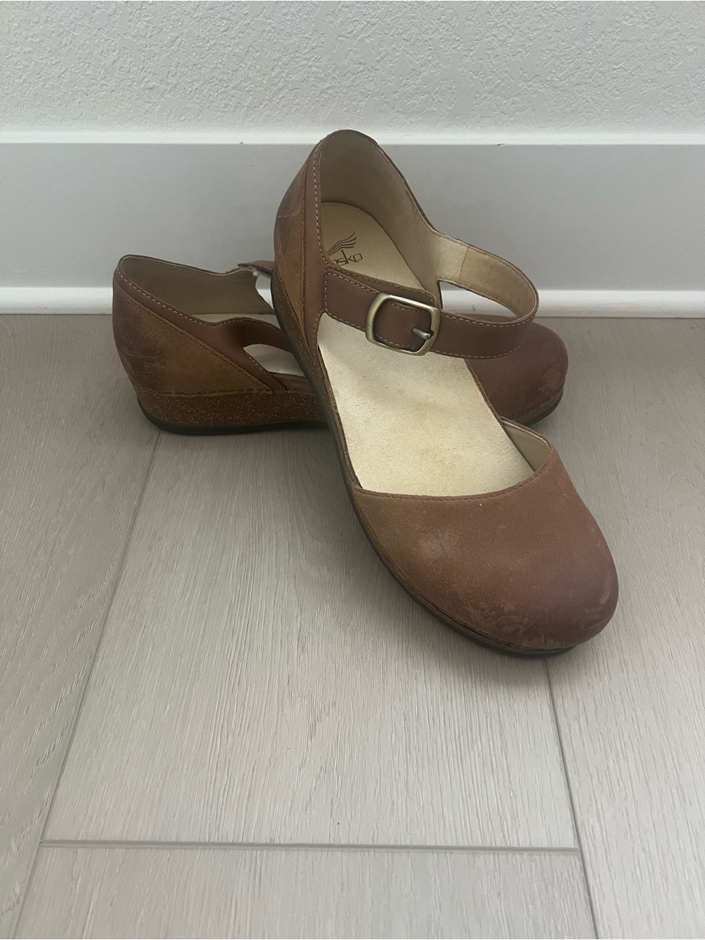 Dansko Brown Leather Mary Jane Wedge Clogs Size 42 EU / Women’s 11
